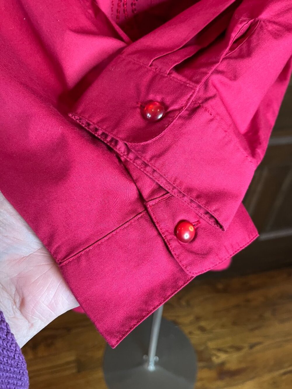 Bob Mackie Wearable Art Sequin Embellished Button Up Shirt Vibrant Red Holiday2X - Picture 2 of 11